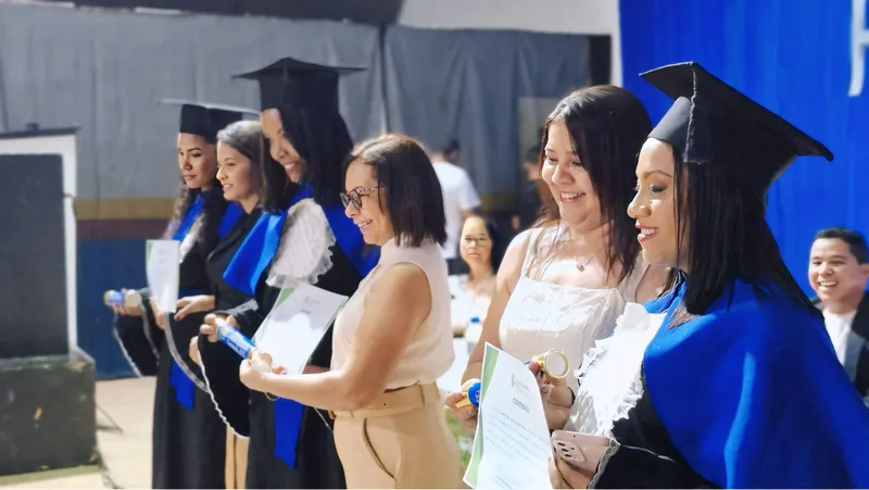 Foto 11 – FORMATURA DO CURSO TÉCNICO EM AGROPECUÁRIA MARCA CONQUISTA PARA ALUNOS EM BURITI BRAVO