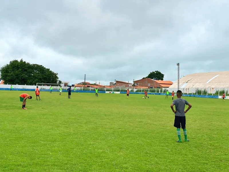 Foto 6 – Escolinha de Futebol Bravense: Incentivo ao Esporte e Formação de Jovens Talentos