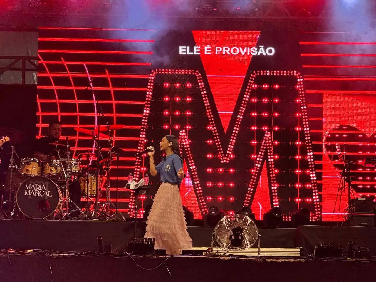 Foto 13 – Dia do Evangélico e Feirinha Bravense reúnem grande público em noite de fé, cultura e valorização local