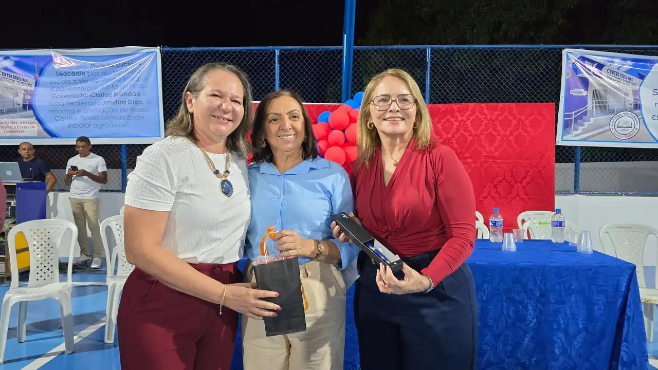 Foto 4 – Buriti Bravo inicia celebração dos 95 anos com investimentos em educação e tecnologia