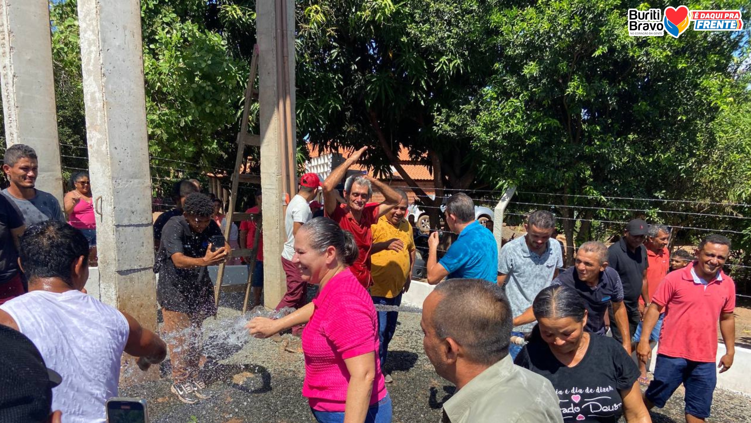 Foto 3 – Inauguração do Sistema de Abastecimento d'Água no Povoado Lagoinha