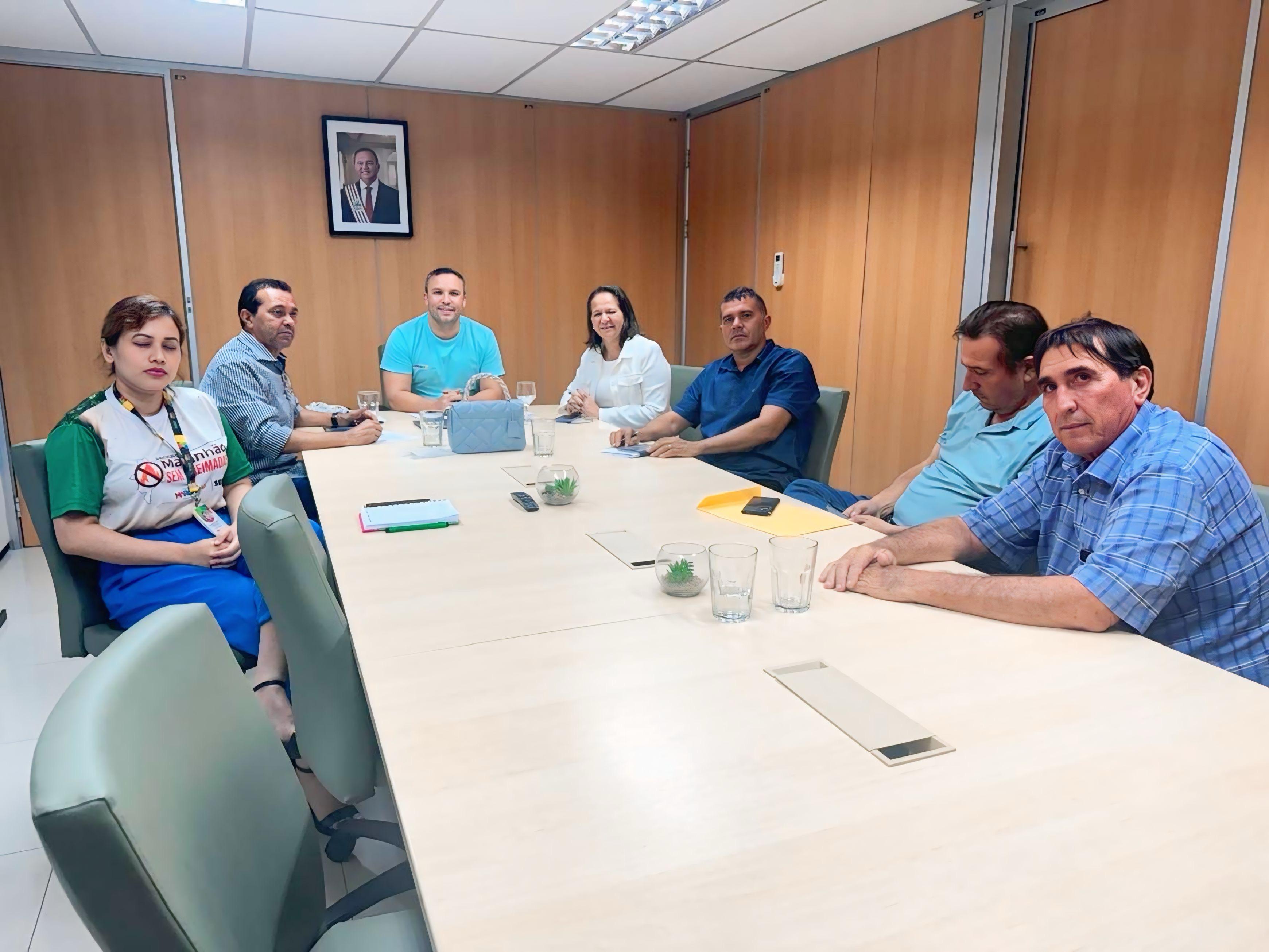 Foto 1 – Prefeita Luciana Leocádio cumpre agenda em São Luís e garante avanços para Buriti Bravo
