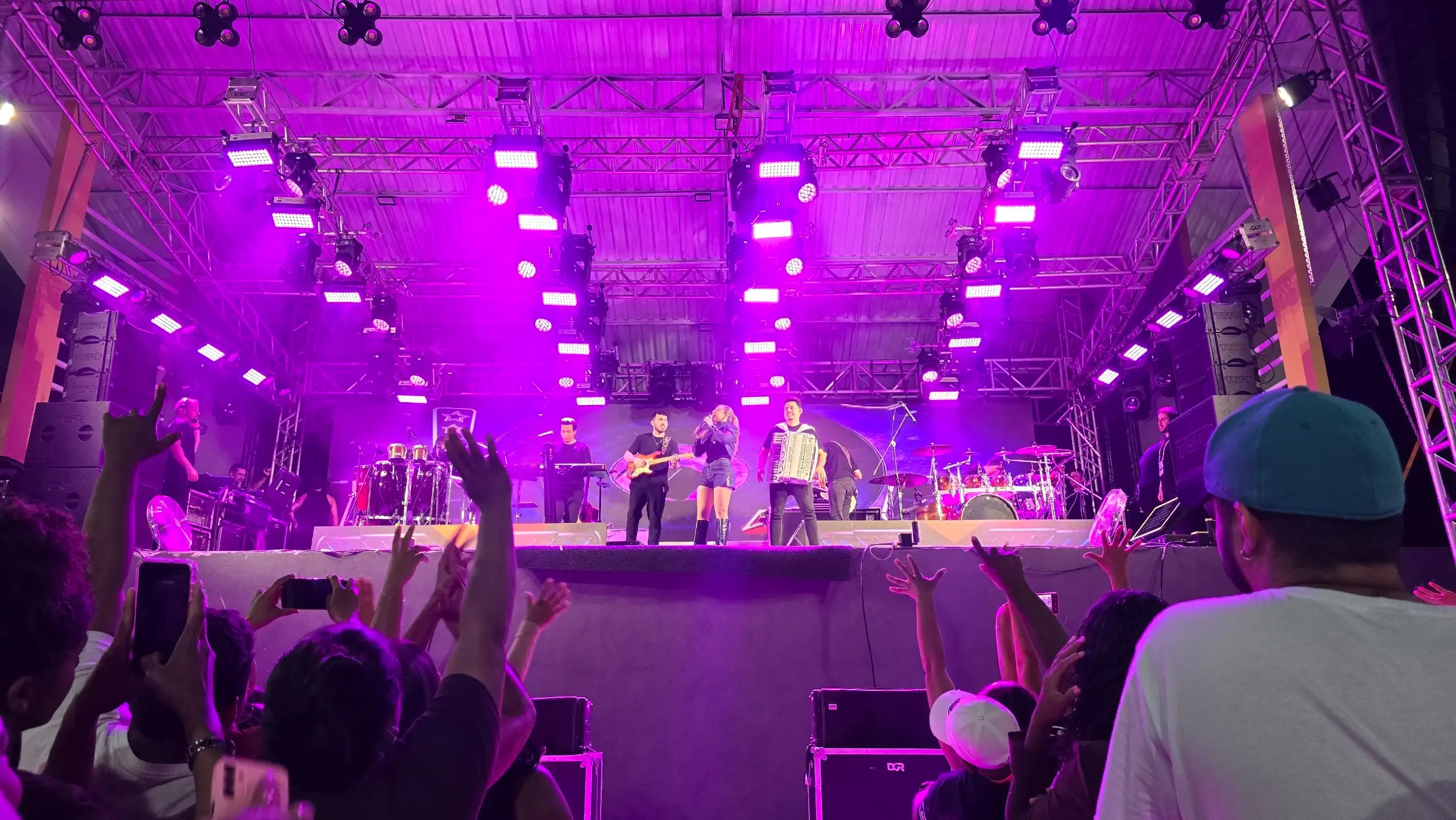 Foto 15 – Buriti Bravo celebra 95 anos com entrega da nova Praça de Eventos Adônia Maria e grande festa popular