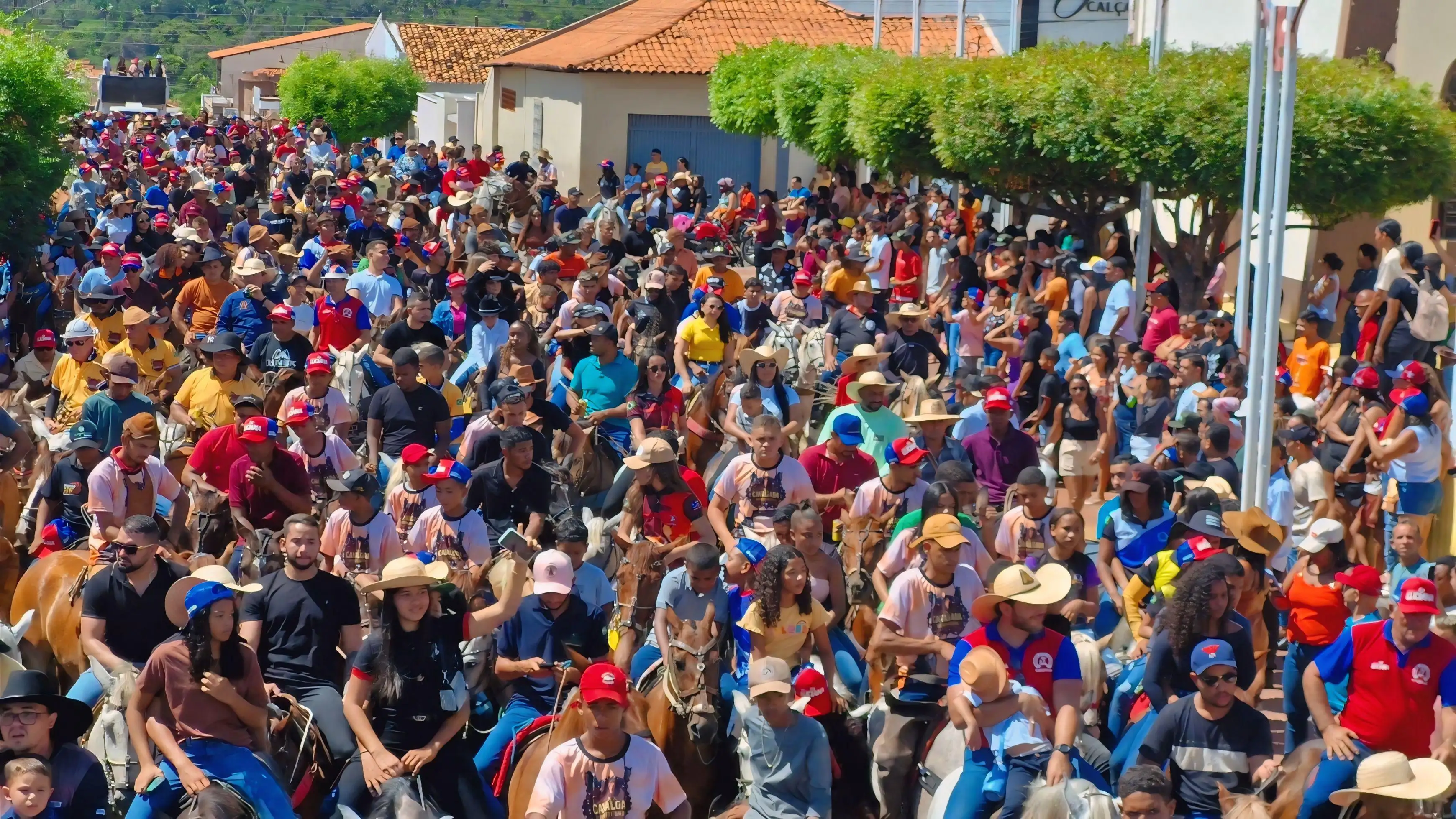 Foto 11 – XX Cavalgada de Buriti Bravo celebra tradição, fé e cultura sertaneja