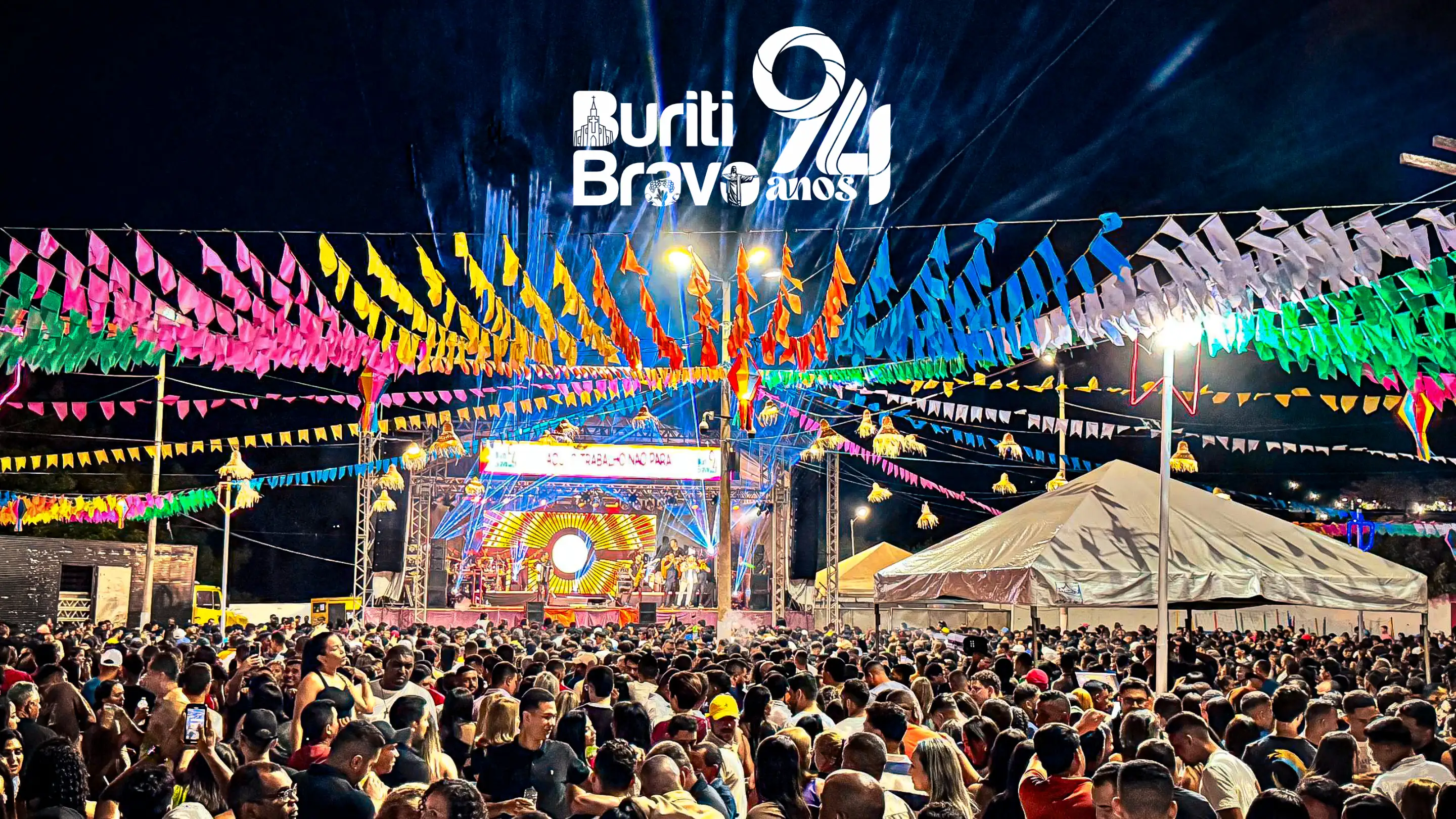 Foto 1 – Show com a Banda Magníficos encerra em grande estilo as comemorações pelos 94 anos de Buriti Bravo