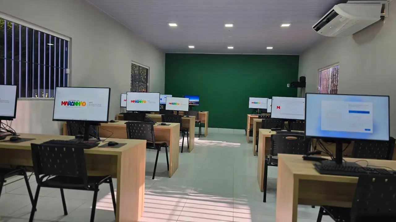 Foto 19 – Buriti Bravo inicia celebração dos 95 anos com investimentos em educação e tecnologia