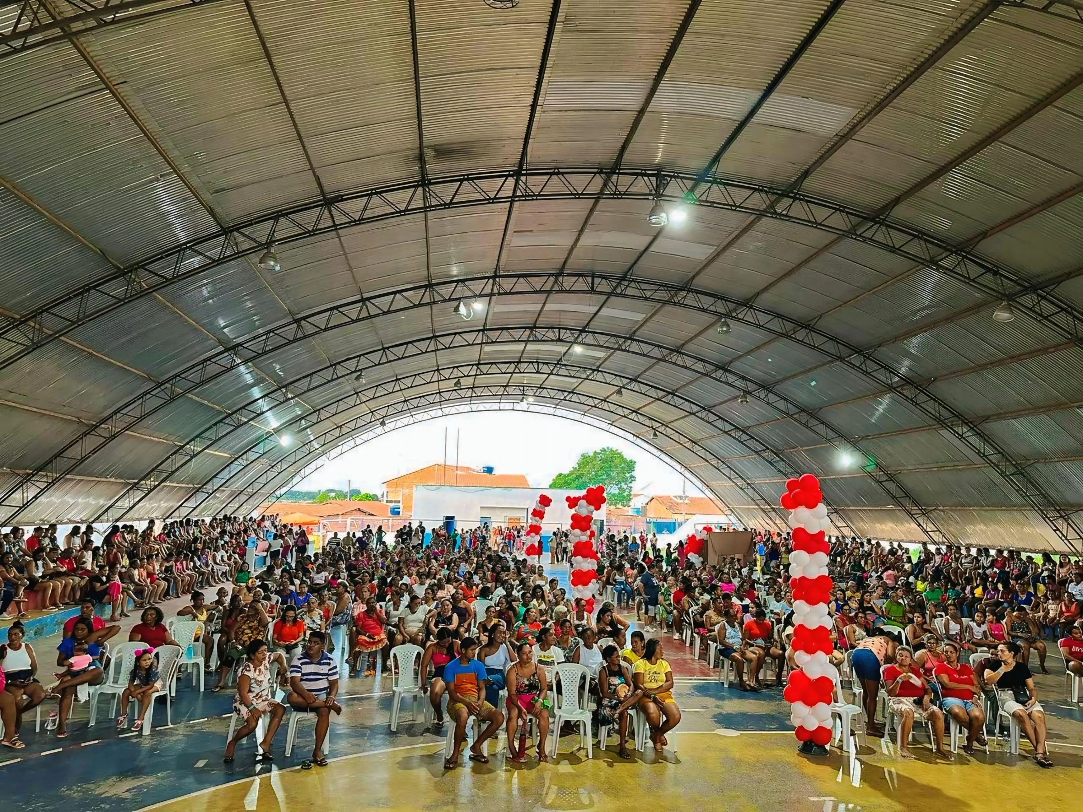 Foto 11 – Prefeitura de Buriti Bravo celebra o Dia das Mães com grande festa e sorteio de prêmios