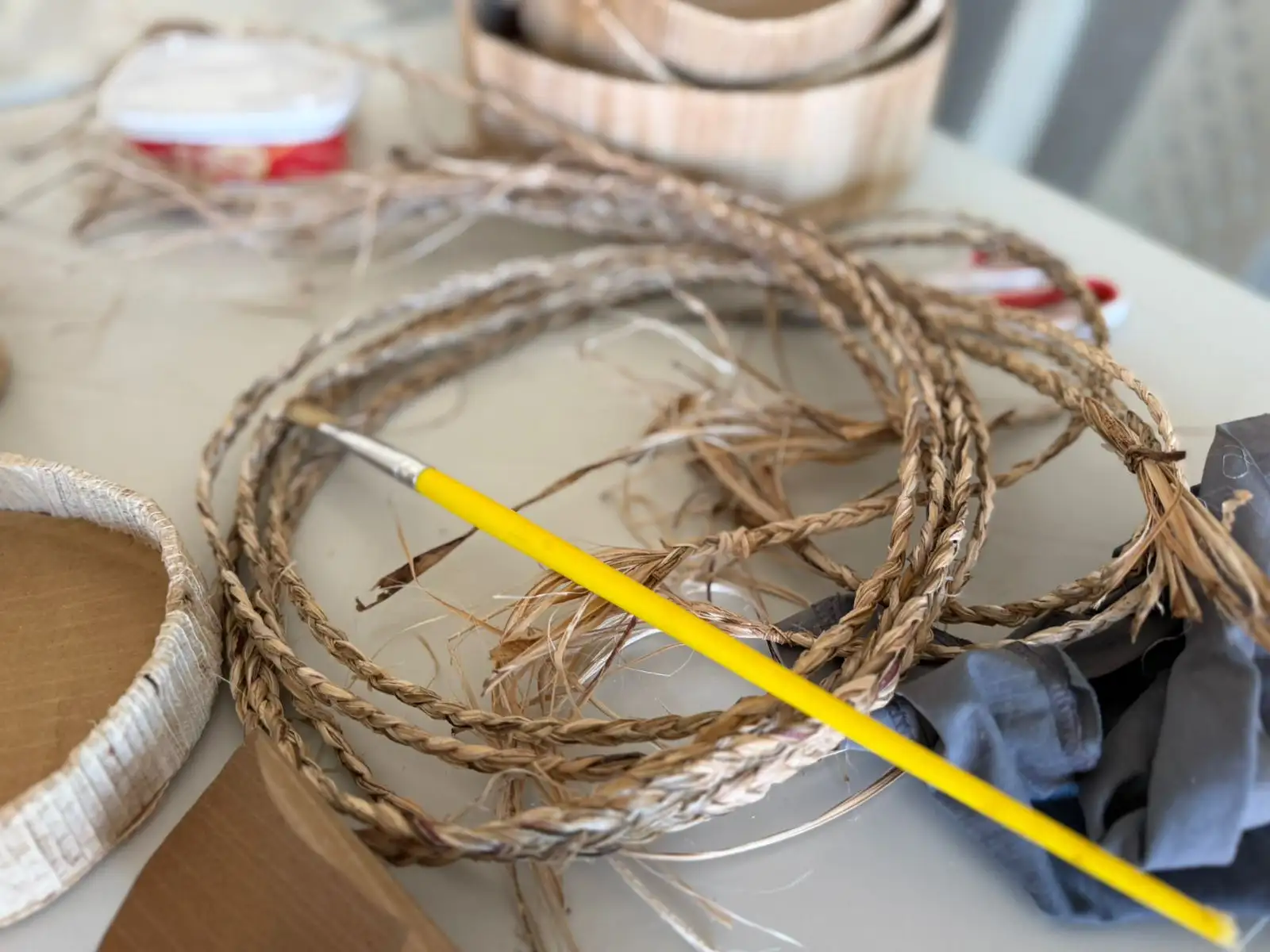 Galeria de imagens - Foto 8 da notícia: Curso de Artesanato com Fibra de Bananeira impulsiona o empreendedorismo feminino em Buriti Bravo