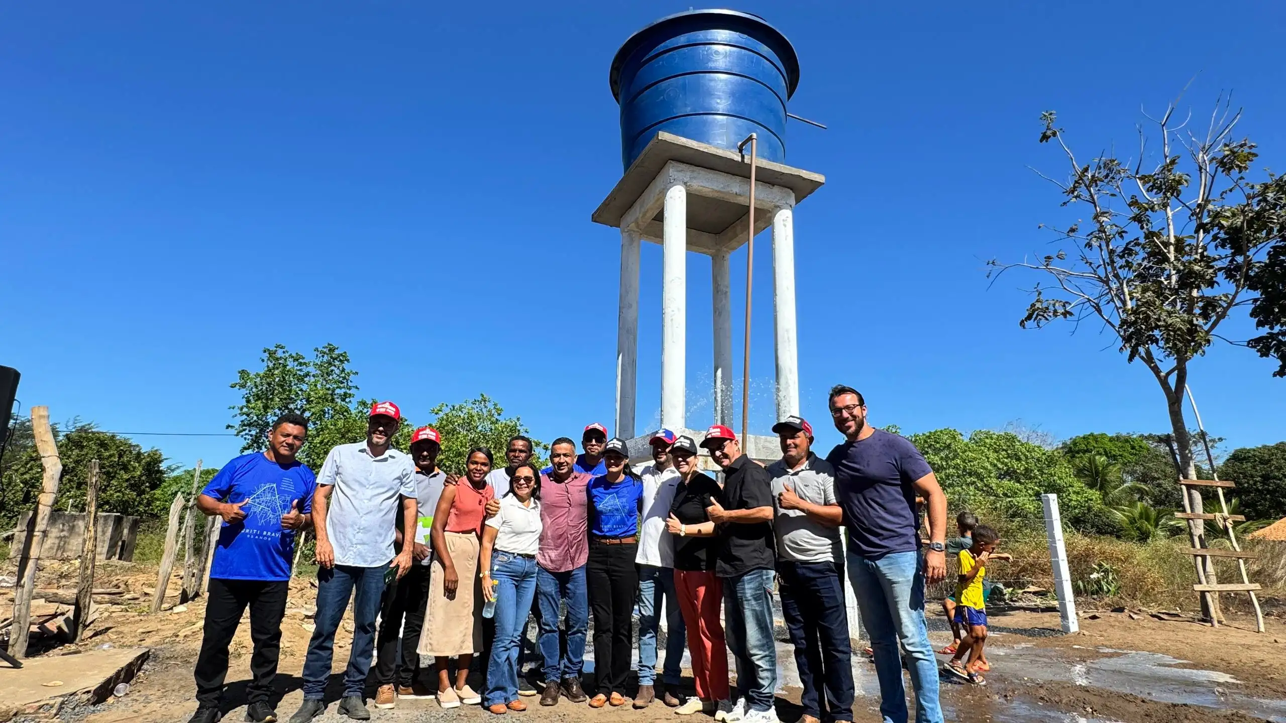 Foto 12 – Prefeitura de Buriti Bravo entrega Sistema de Abastecimento de Água no povoado Boa Esperança e realiza sonho de mais de