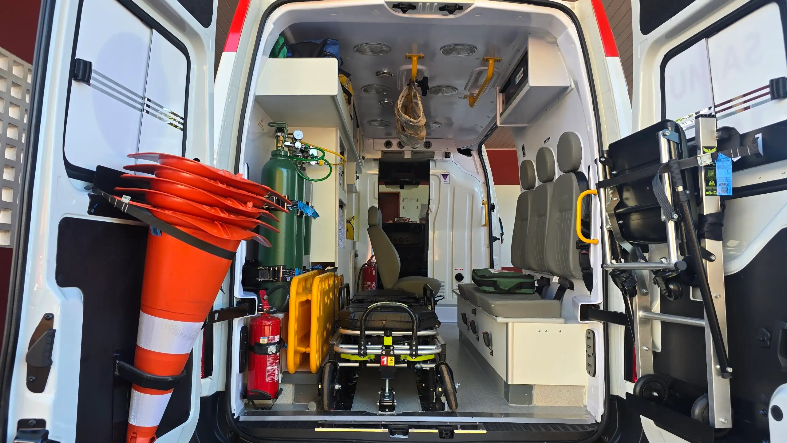 Foto 3 – Buriti Bravo recebe mais uma ambulância do SAMU e fortalece atendimento de urgência e emergência