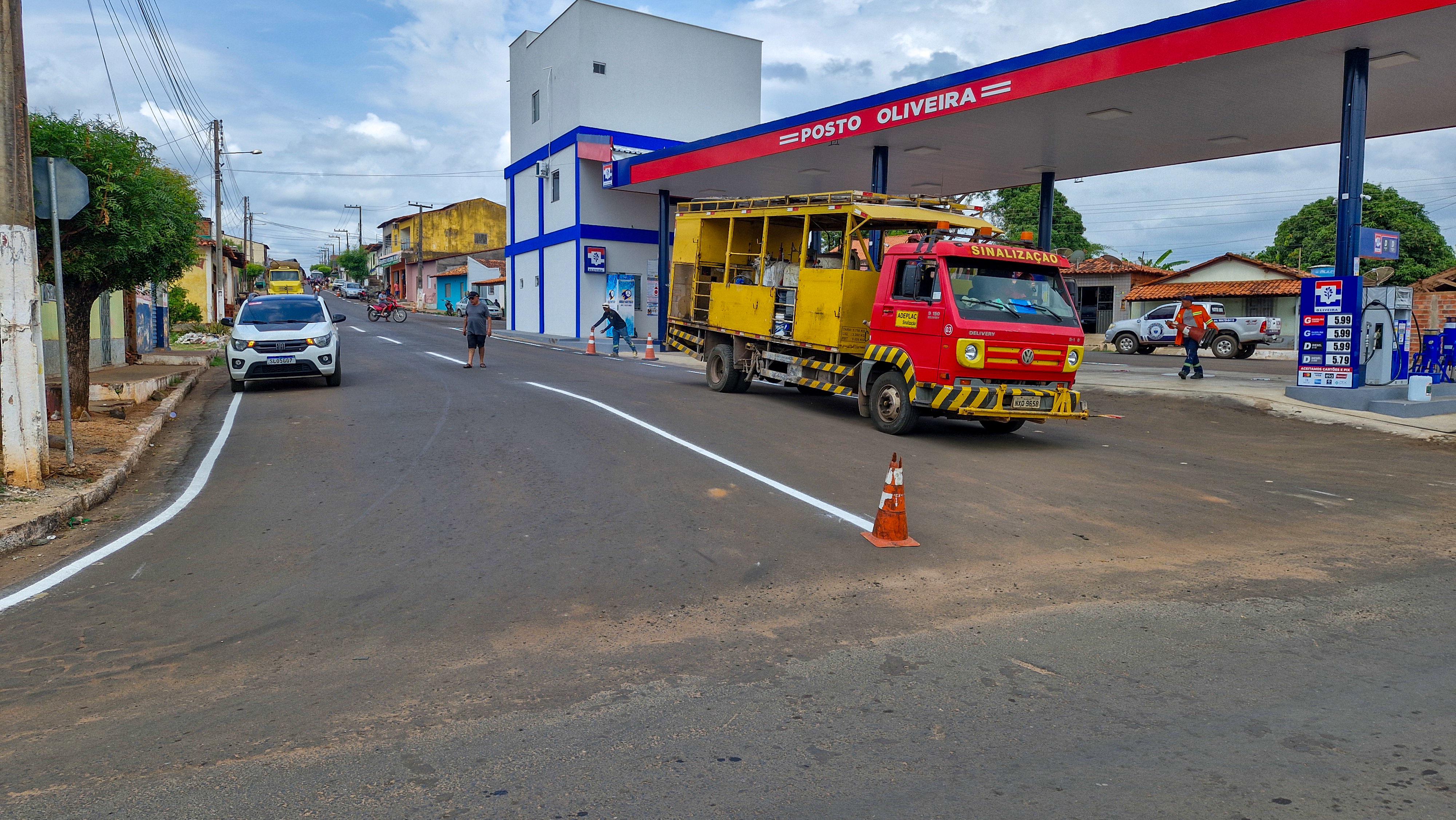 Foto 8 – Prefeitura implanta sinalização horizontal em diversas ruas