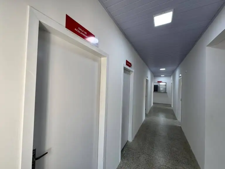Foto 3 – Prefeita Luciana Leocádio entrega UBS no Povoado Coluna e anuncia novos benefícios para Buriti Bravo