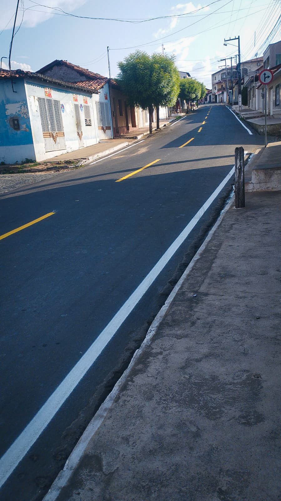 Foto 2 – Prefeitura implanta sinalização horizontal em diversas ruas