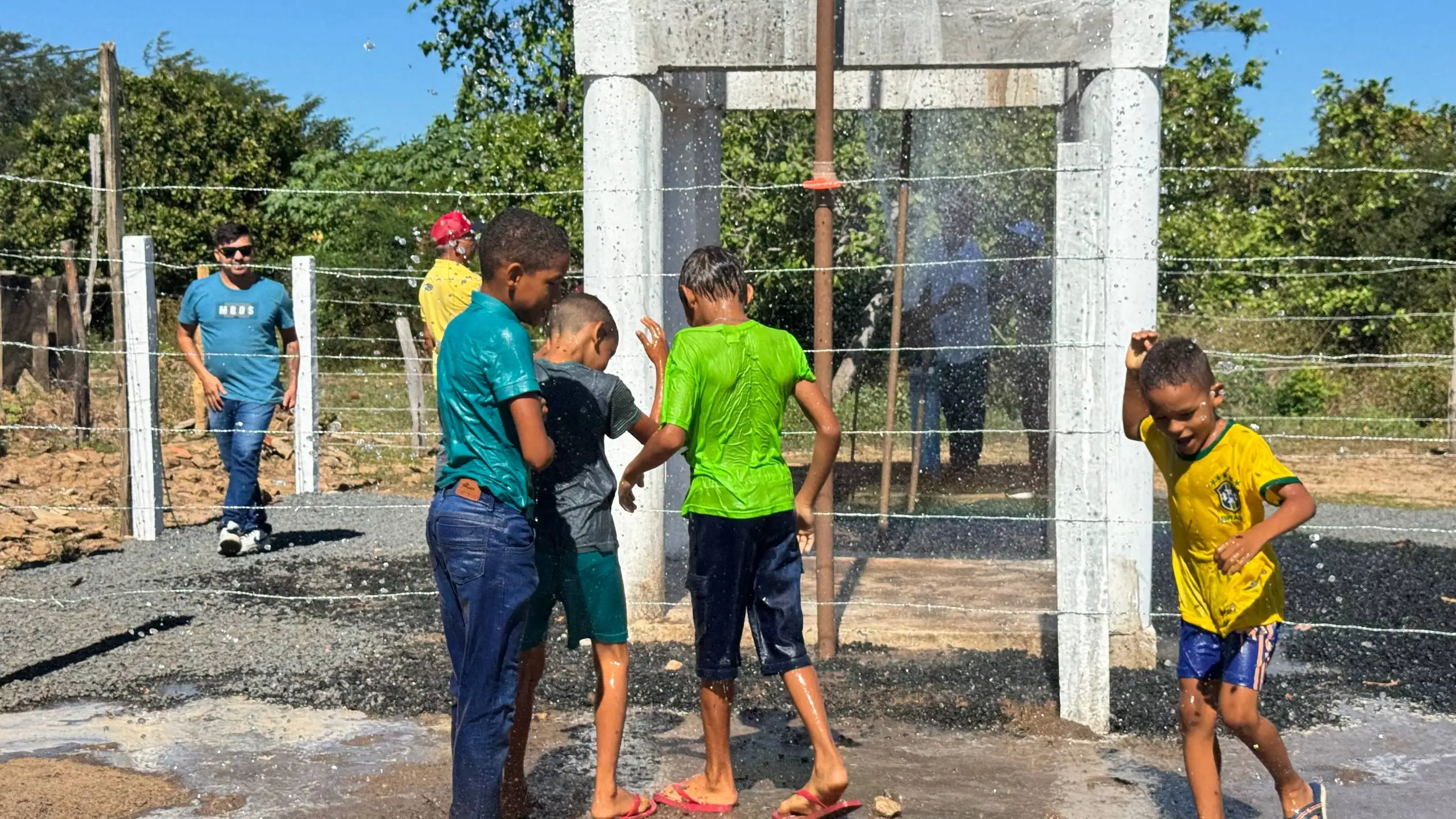 Foto 13 – Prefeitura de Buriti Bravo entrega Sistema de Abastecimento de Água no povoado Boa Esperança e realiza sonho de mais de