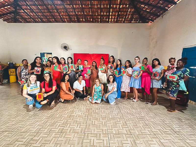 Foto 15 – Gestantes Participam de Oficina Natalina Promovida pela Secretaria de Assistência Social