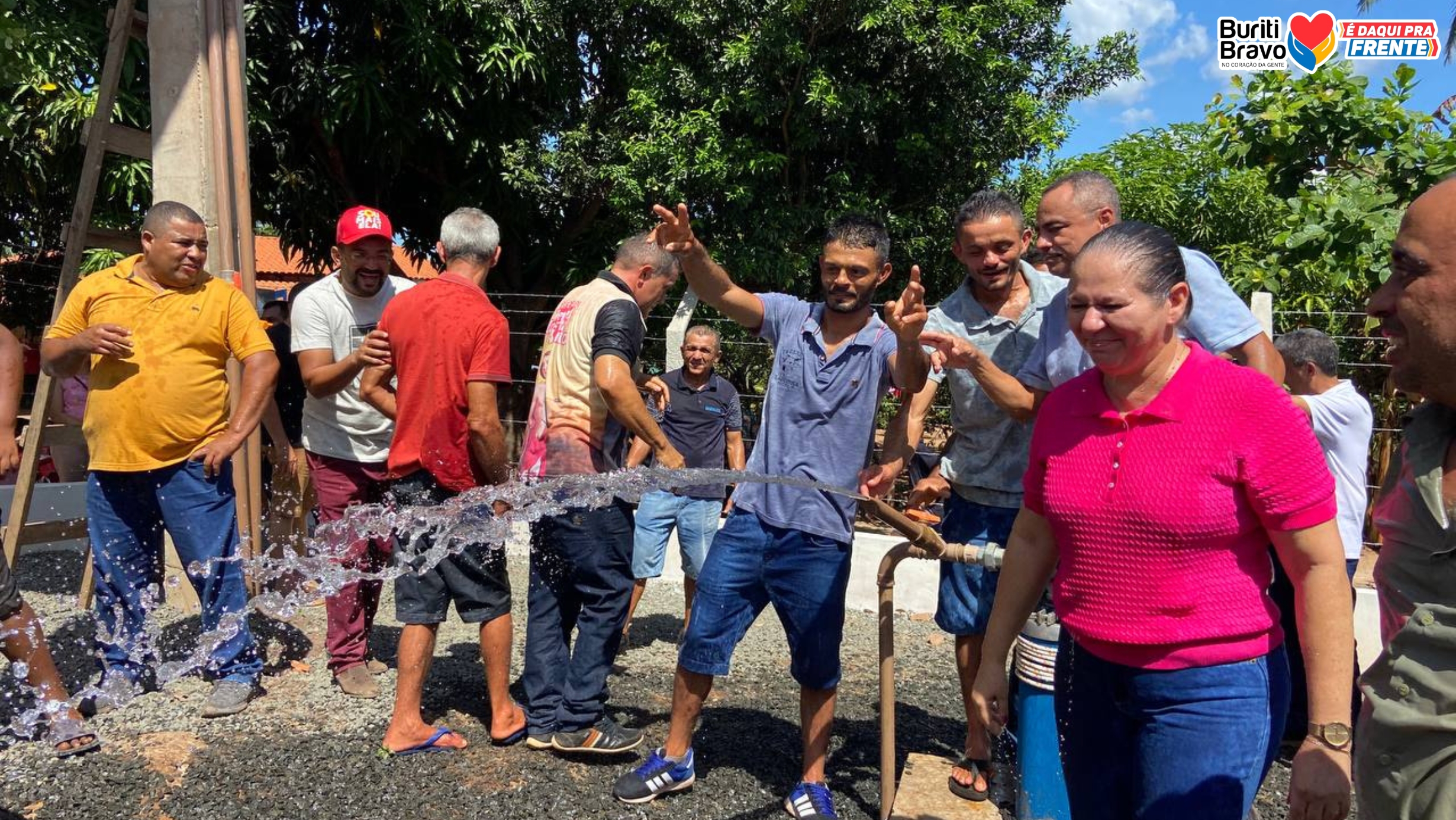 Foto 1 – Inauguração do Sistema de Abastecimento d'Água no Povoado Lagoinha