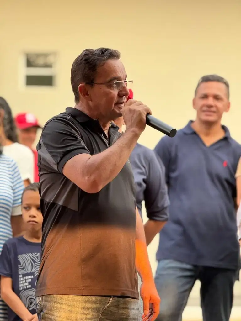 Foto 14 – Prefeita Luciana Leocádio entrega UBS no Povoado Coluna e anuncia novos benefícios para Buriti Bravo